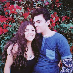 Meet your Posher, Lesly yveth